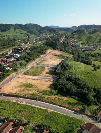Terreno à venda no Loteamento Gesser em Braço do Norte/SC