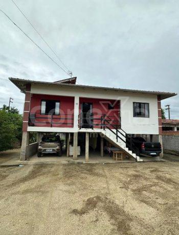 Casa à venda próximo ao Vencedor em Braço do Norte/SC