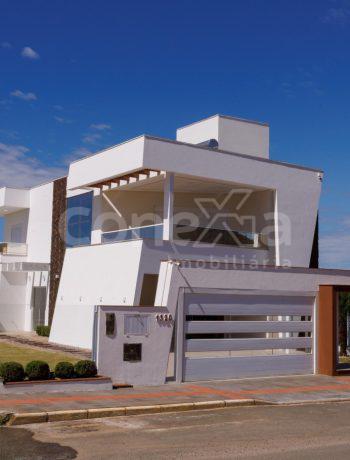 Casa de alto padrão com 3 dormitórios (sendo 1 suíte) em Braço do Norte/SC